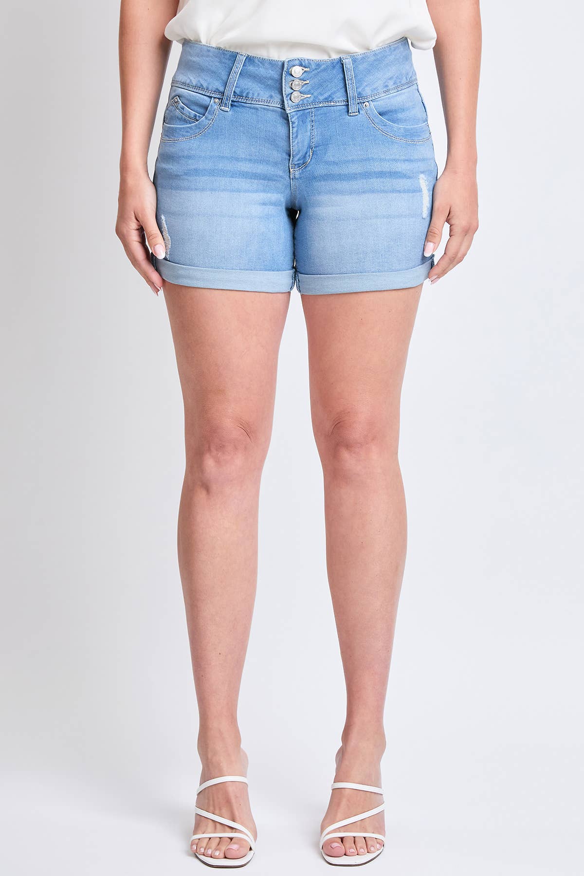 Missy WannaBettaButt 3 Button Cuffed Shorts: 16 / RIPS+WHISKERS S2658