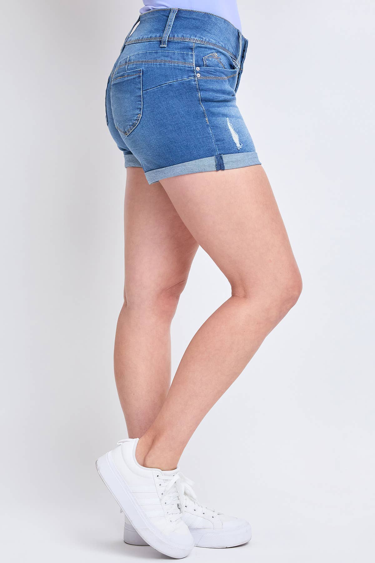 Missy WannaBettaButt 3 Button Cuffed Shorts: 6 / RIPS+WHISKERS S2658