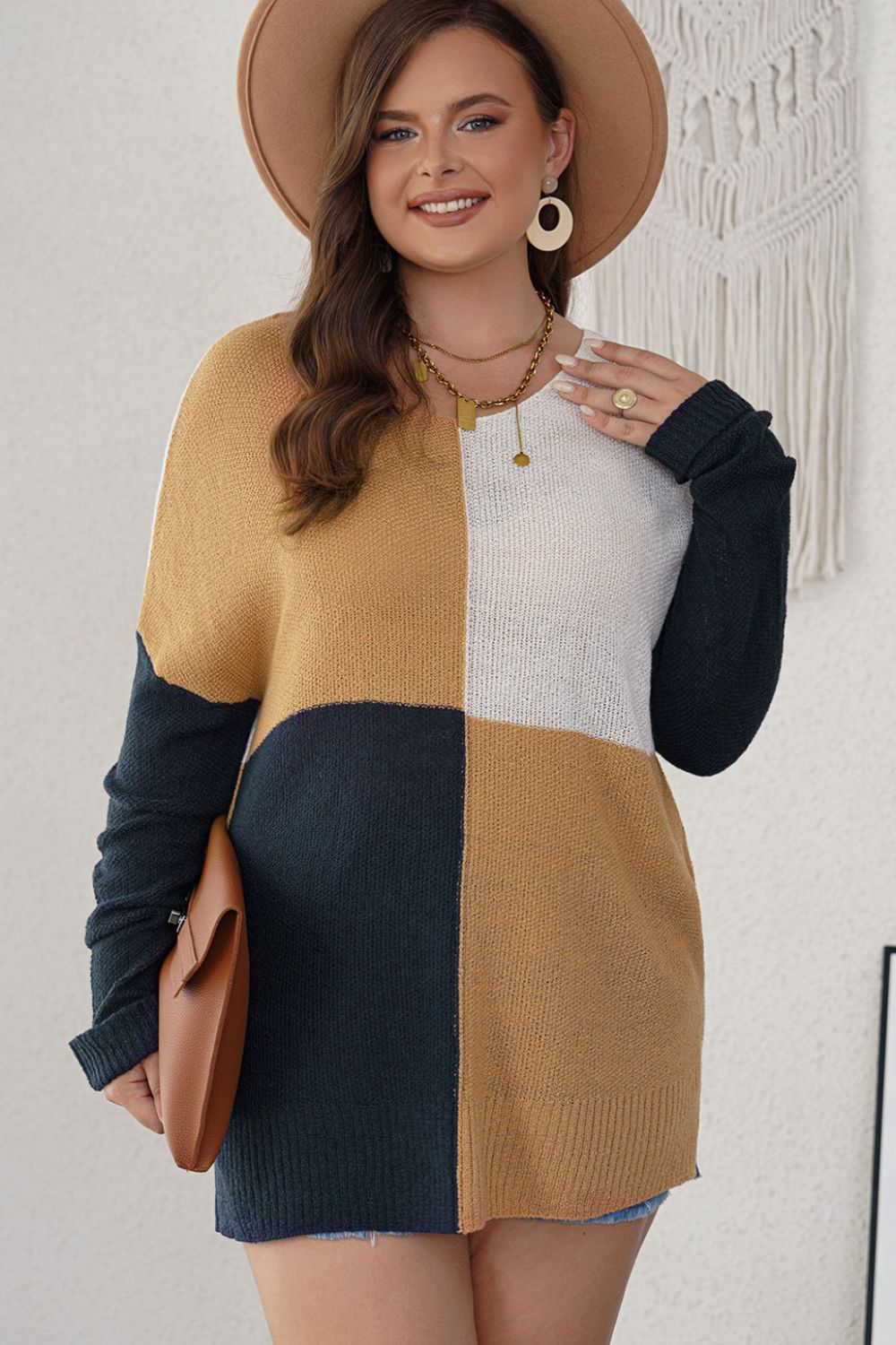 Plus Size Color Block Round Neck Sweater