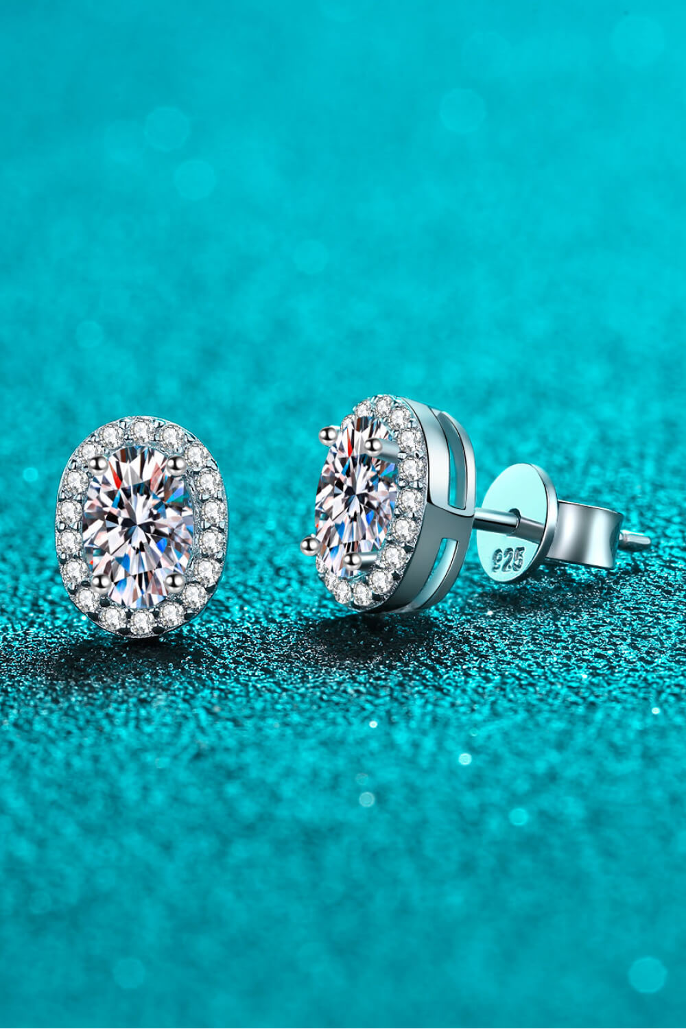 Future Style 1 Carat Moissanite Stud Earrings