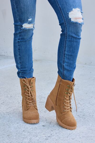 Forever Link Lace-Up Zipper Detail Block Heel Boots