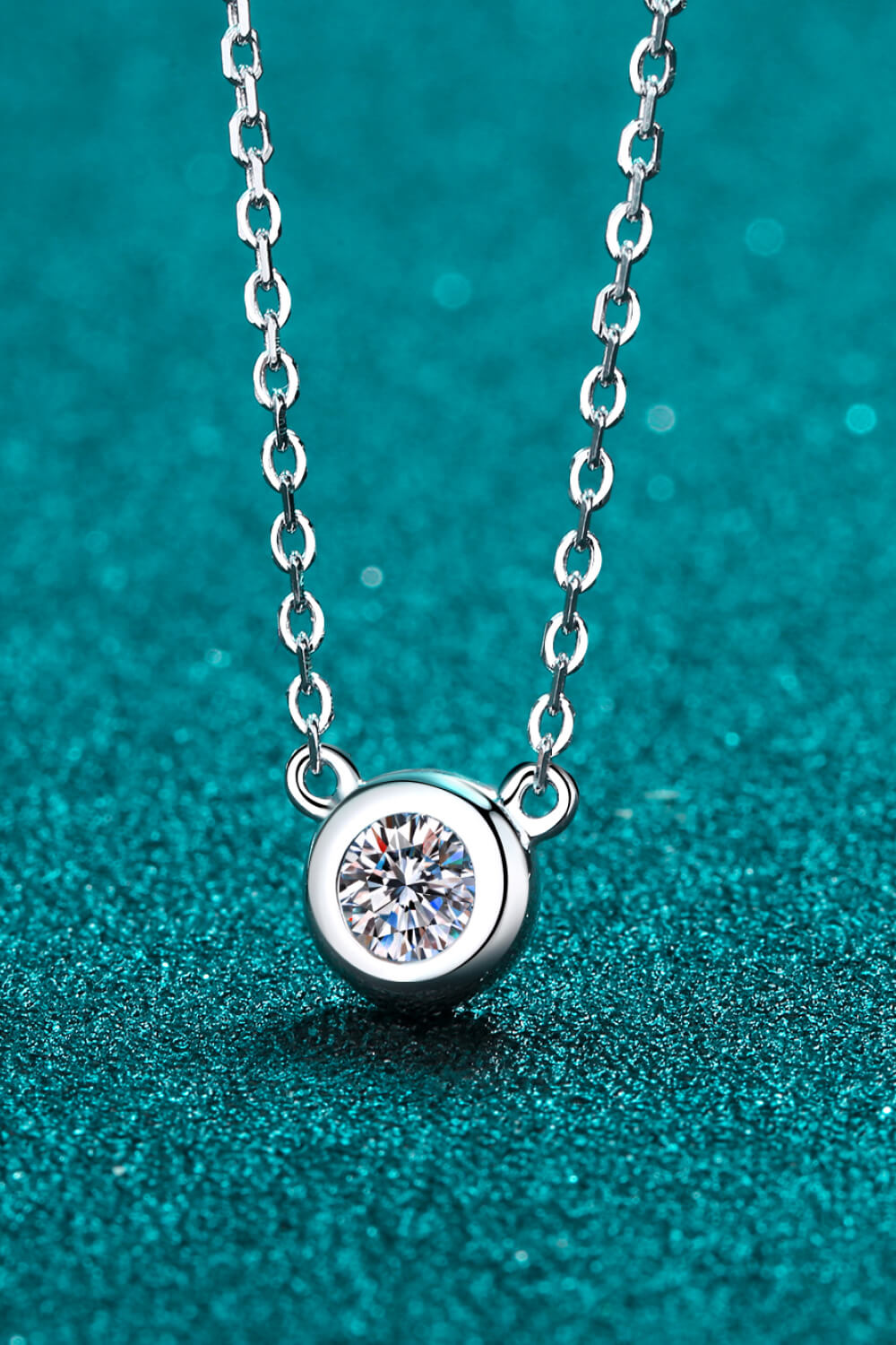 Moissanite Round Pendant Chain Necklace